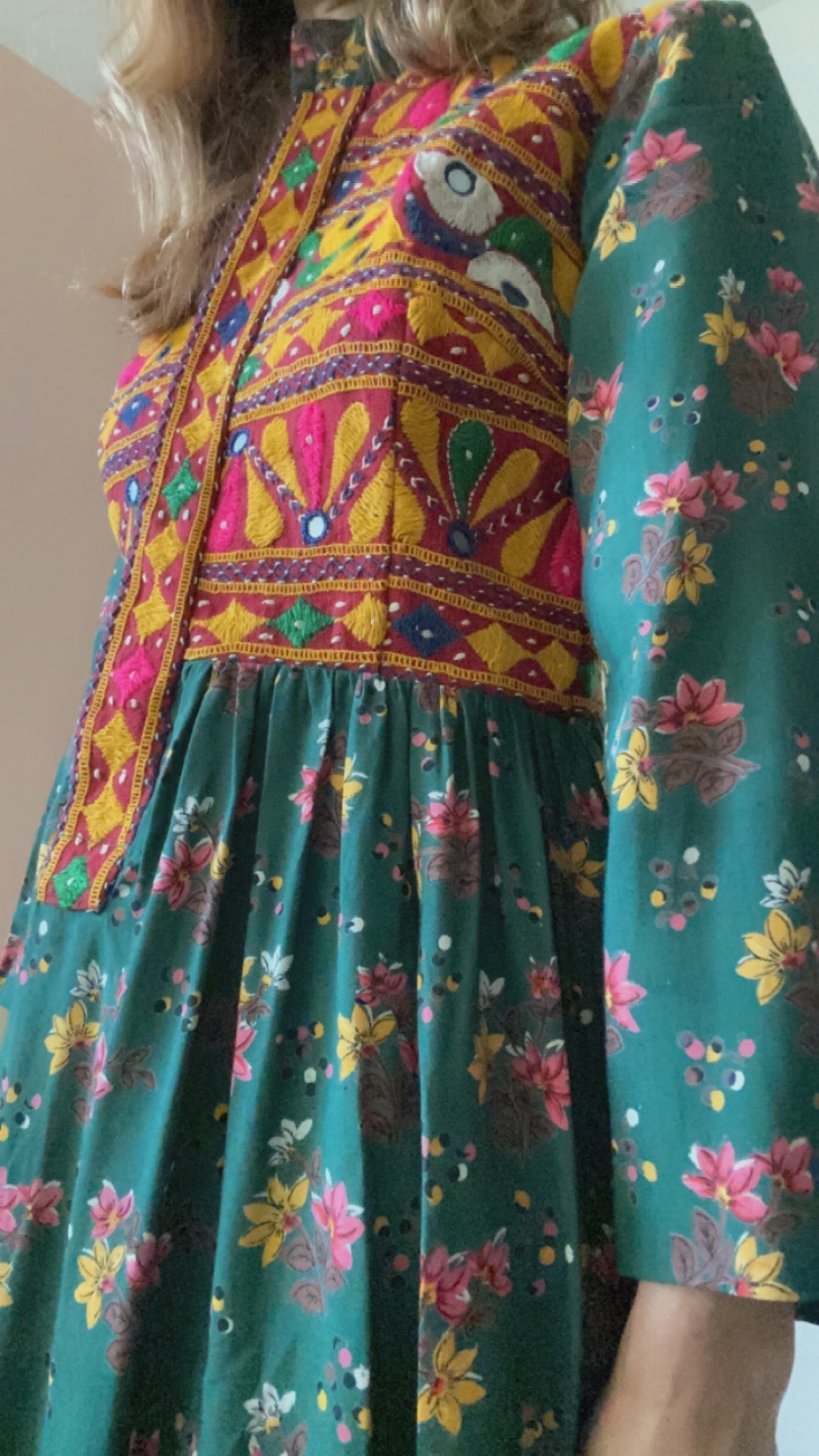Hand Embroidered 70s Boho Dream Dress from India, size M