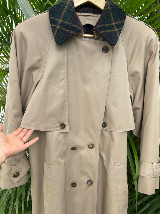 Bill blass vintage trench coat 