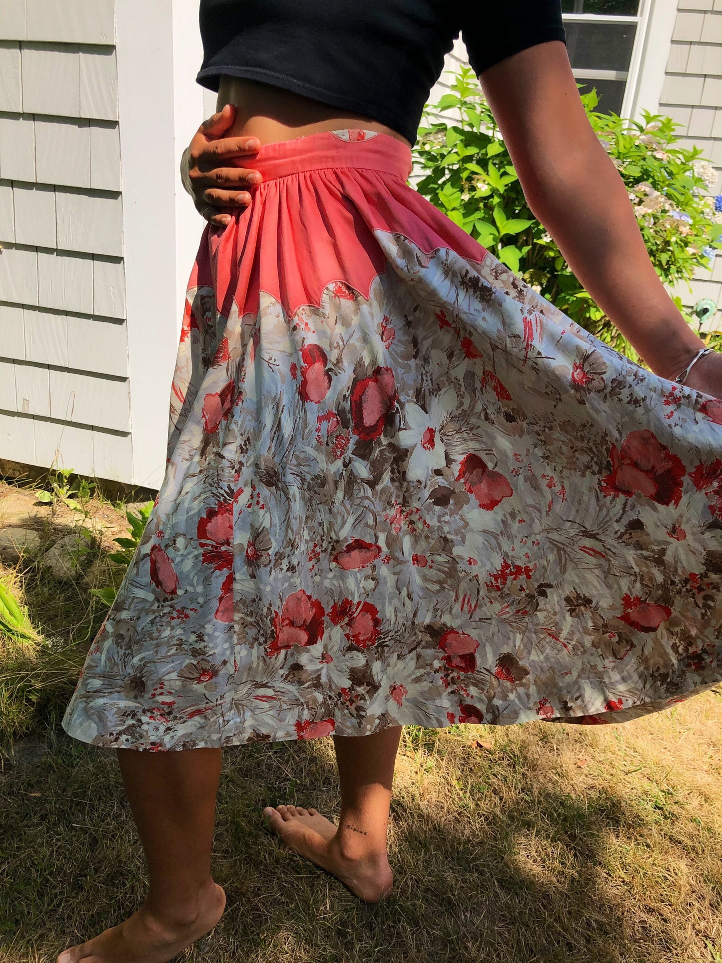1950s Circle Skirt, Vintage Western Skirt,  Line Dancing Skirt, Nashville Skirt, waist 24”