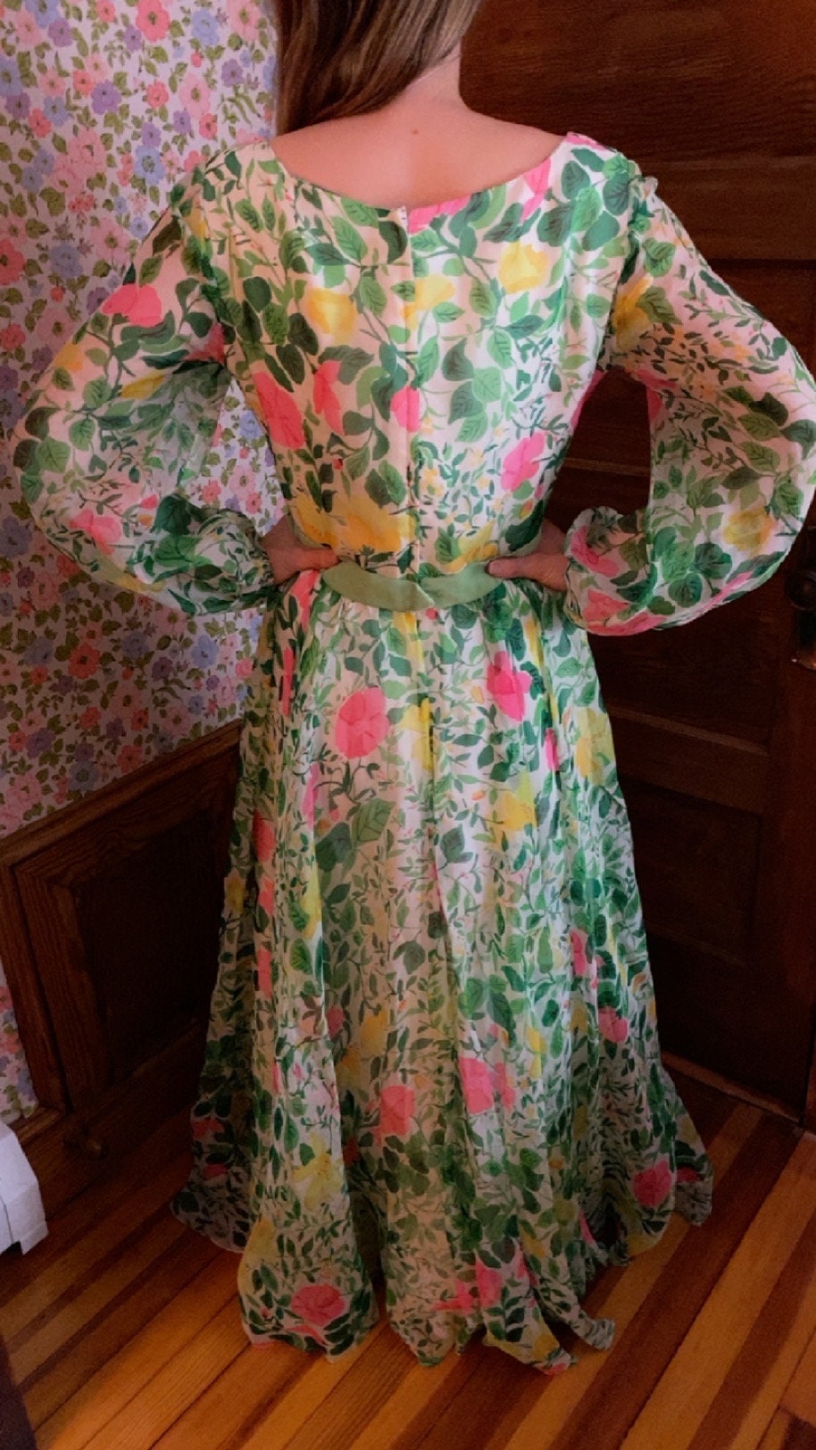 Dreamy 70s Garden Party Dress