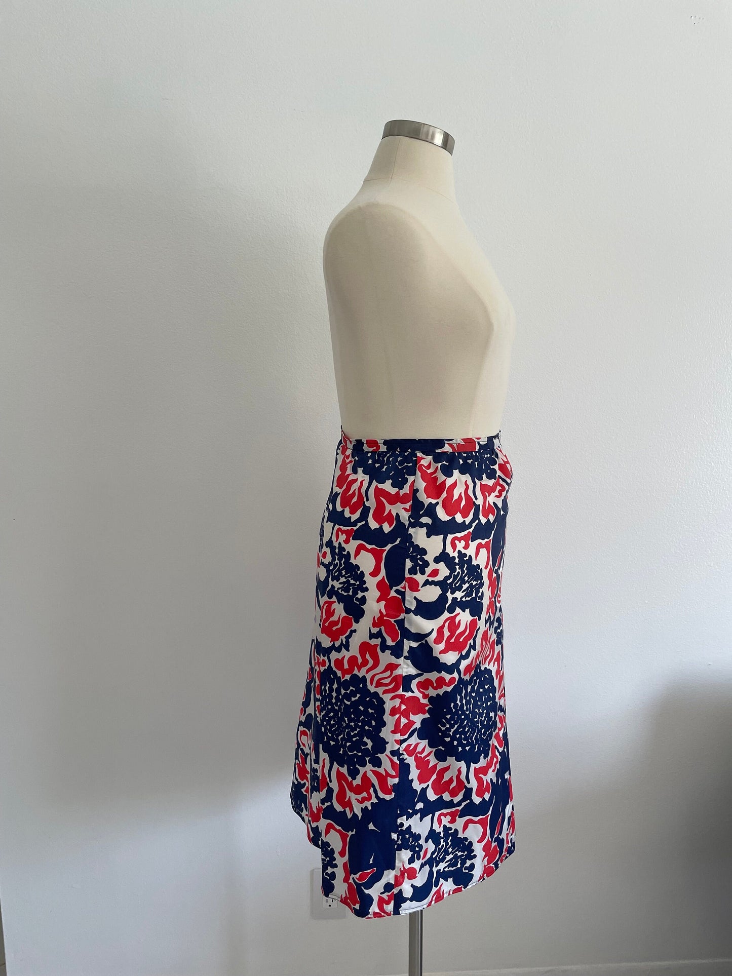 1970s Exploded Floral Skirt, Waist 32"