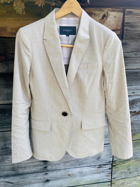 Classic Burberry Women’s Blazer, Made in Japan