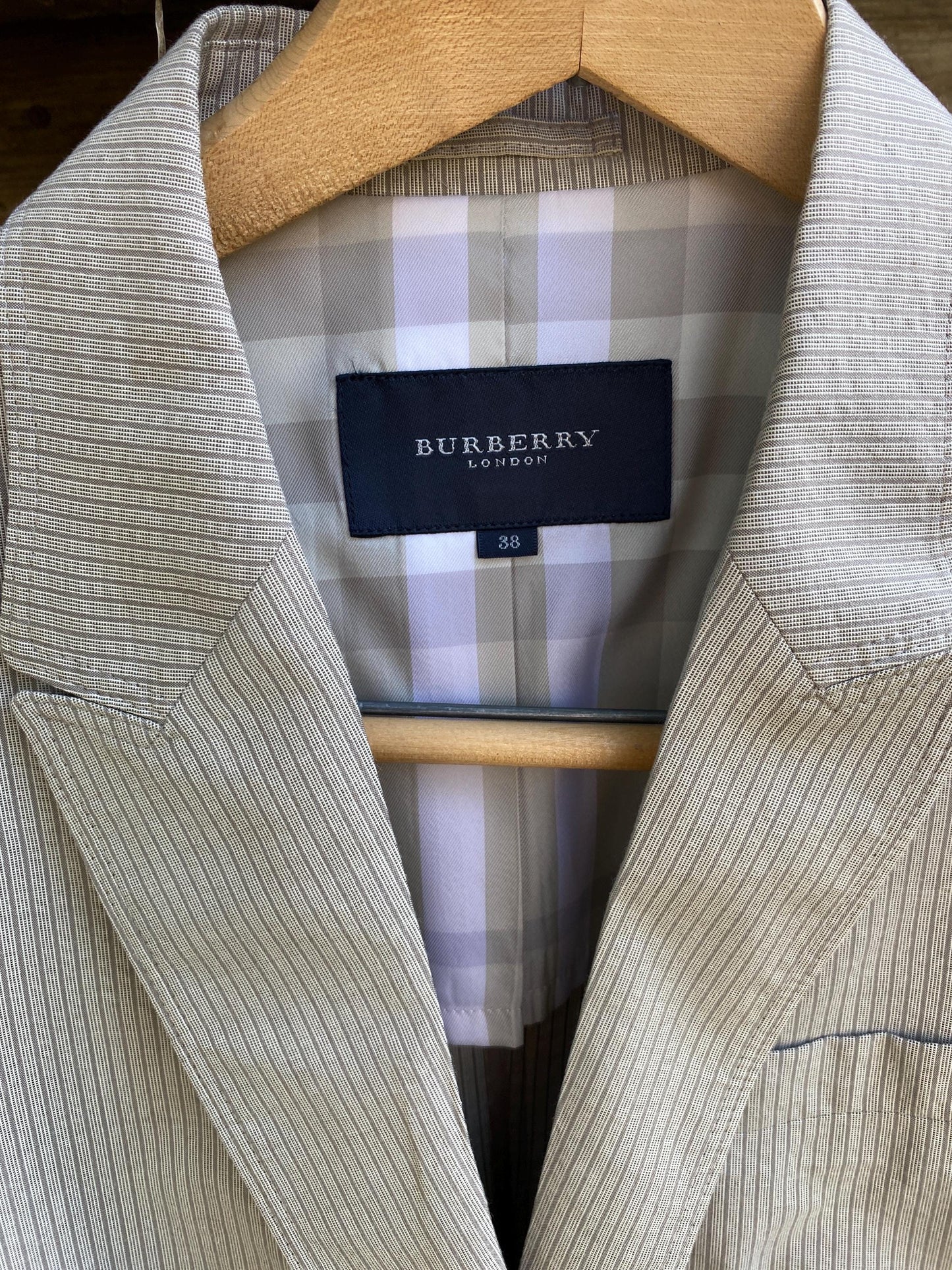 Classic Burberry Women’s Blazer, Made in Japan