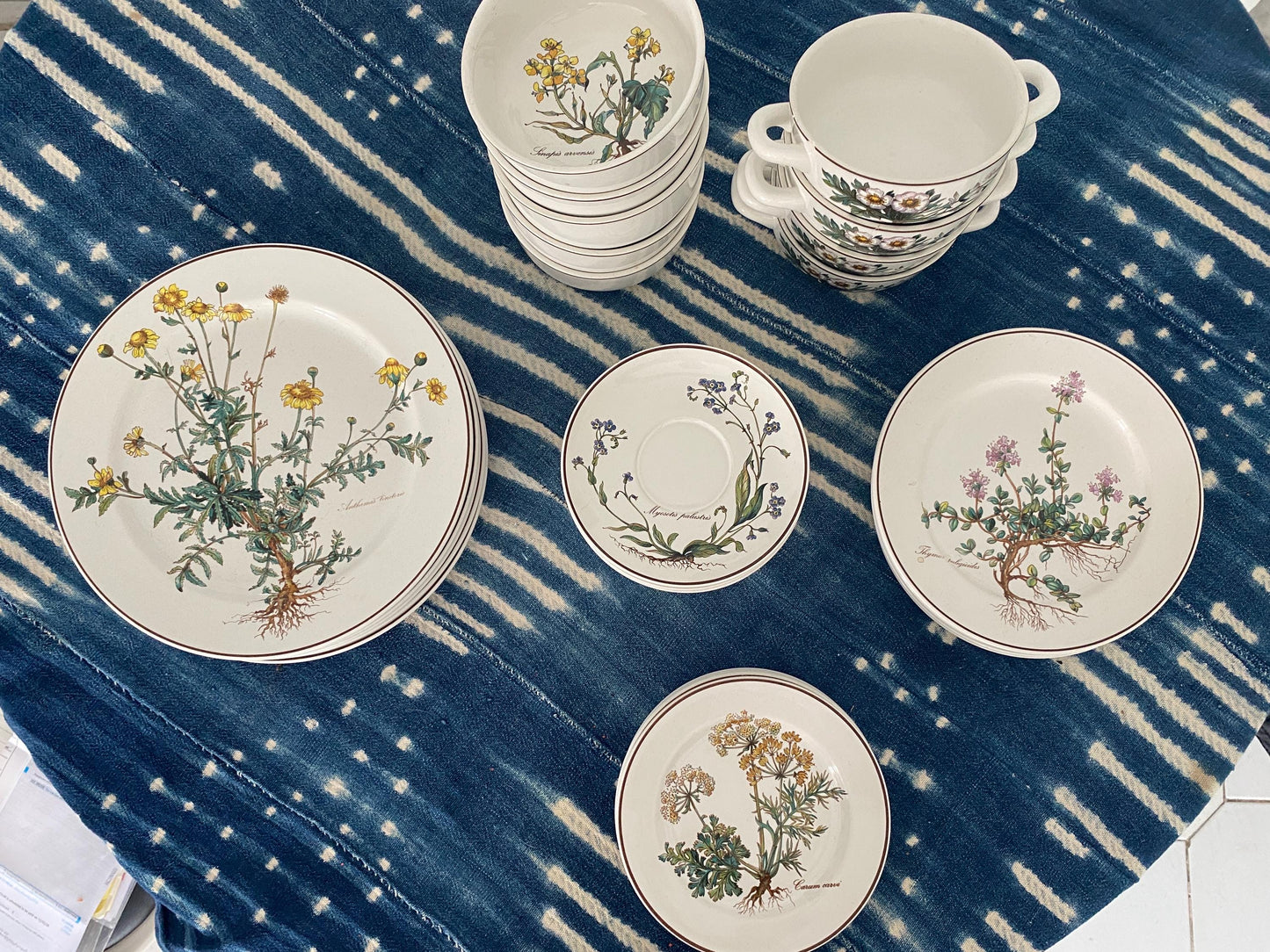 SET of 4: Villeroy &  Boch Bread Plates, Botanica Bread Plates, Vintage Floral Dessert Plates,  Vitro Porcelain Dessert Plates