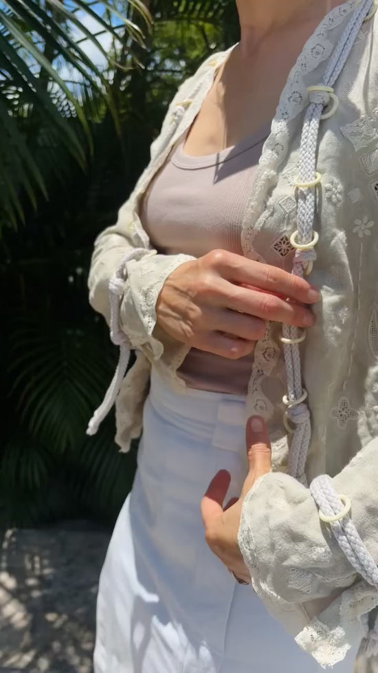 Load and play video in Gallery viewer, Moschino Linen 90s Boho Jacket
