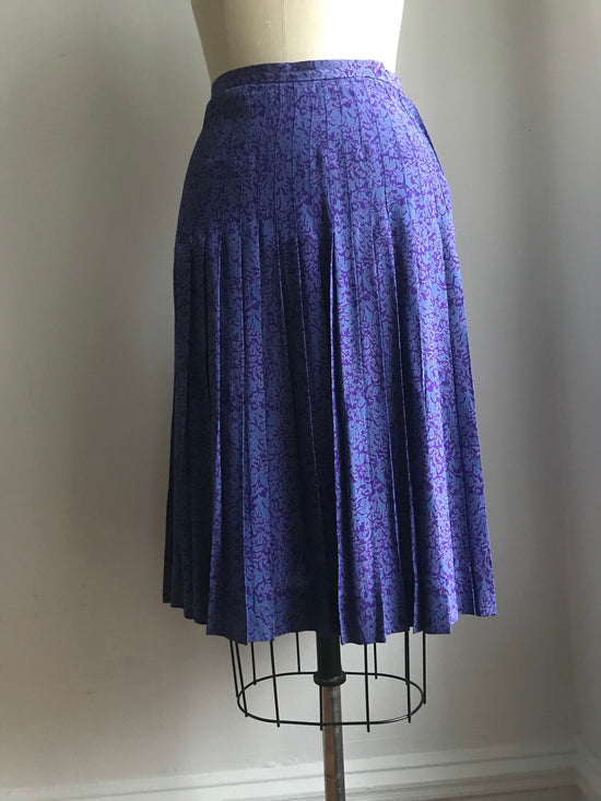 Rare Guy LaRoche Silk Blouse and Skirt Set, Size Small, Waist 26"