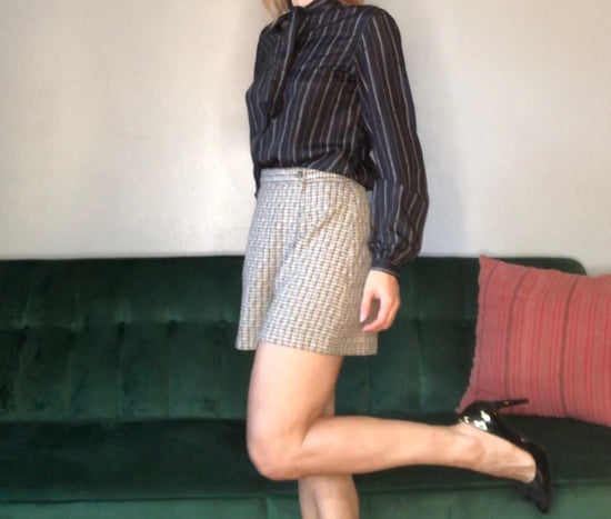 SALE 1970s Jones New York Black Striped Tie Front Top, Size Small